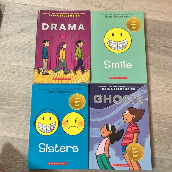4 x graphic novels by Raina Telgemeier. Smile , Drama , Sisters and Ghosts - Picture 1 of 8
